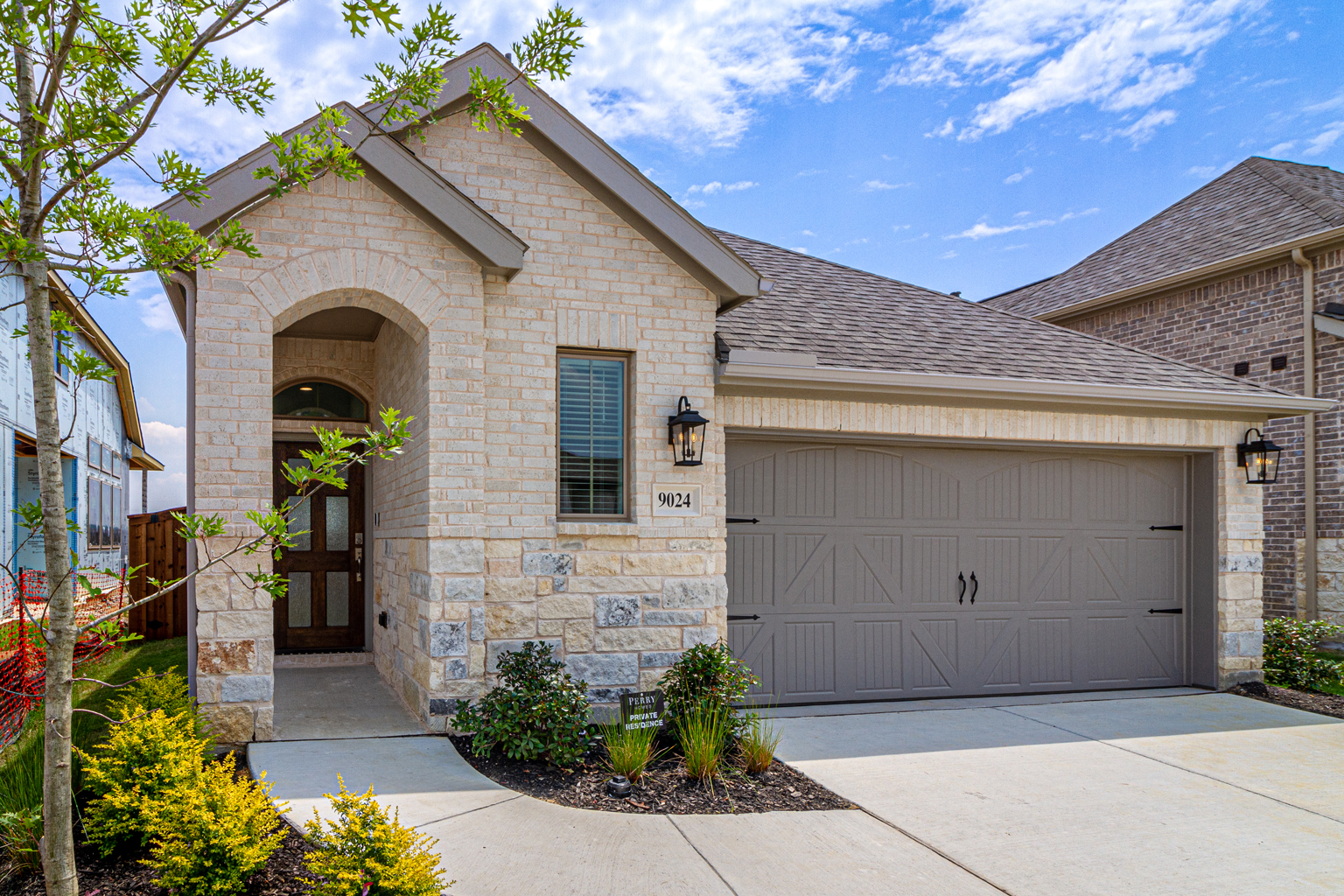 9024 Winding Creek